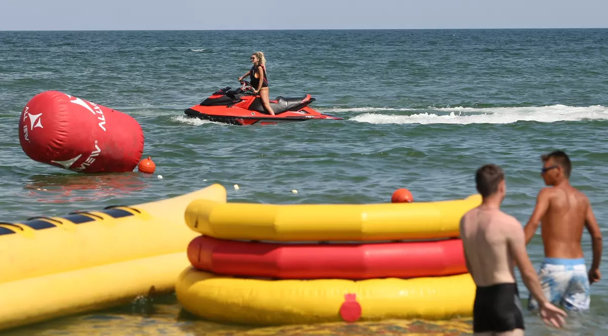 Ski jet-ul, pericol de moarte pe plajă