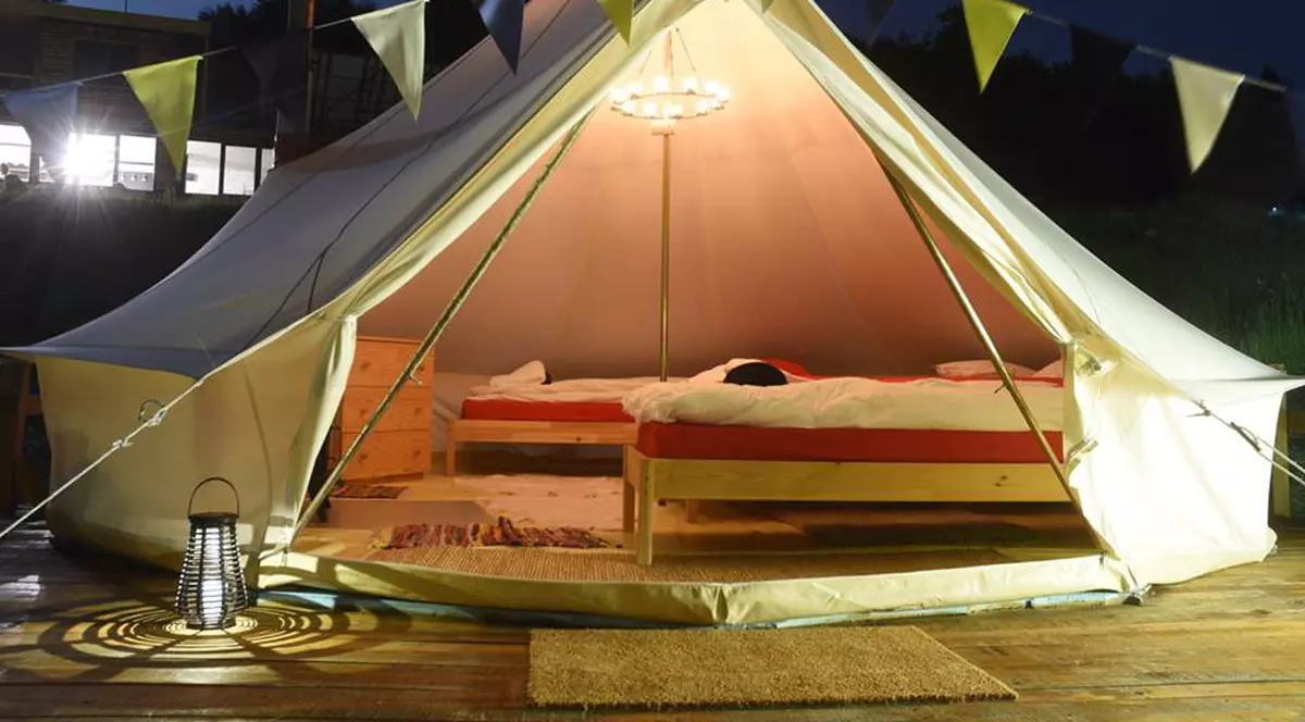 Camping de lux în Munții Făgăraș! Stai la cort, ca la hotel