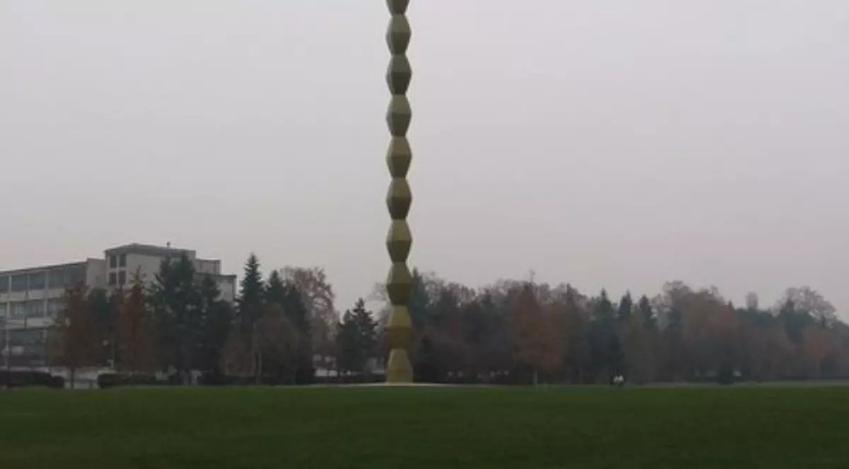 Brâncuși și Coloana Infinitului prezentat la BBC Radio