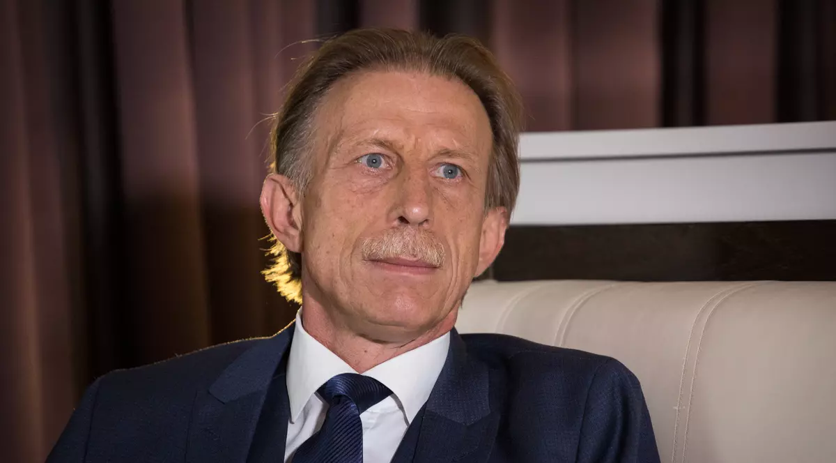 România, în era Daum: ”Doi jucători spun că se retrag, pentru că nu se înțeleg cu antrenorul străin”