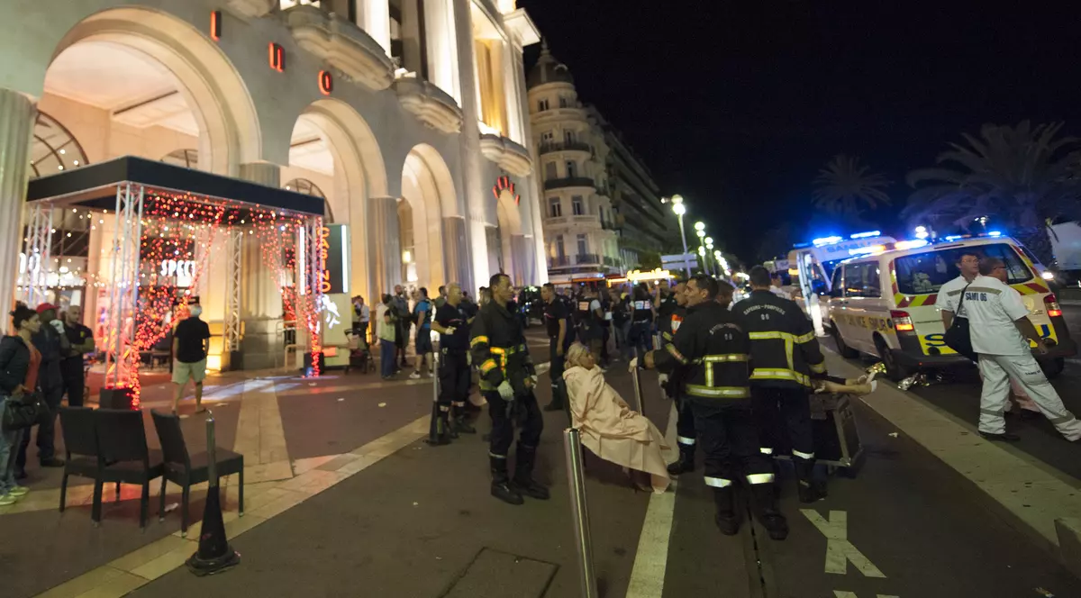 Atentat la Nisa | Trei bărbați au fost inculpați în anchetă. De ce sunt acuzați