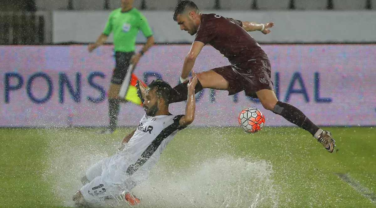 Și CFR Cluj scapă de toți jucătorii: golgheterul a plecat la Lens!