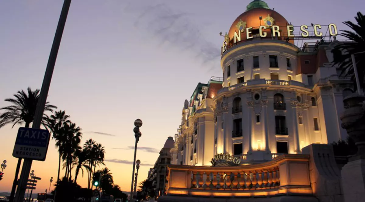 ATENTAT NISA | Hotelul unui român, transformat în spital de campanie