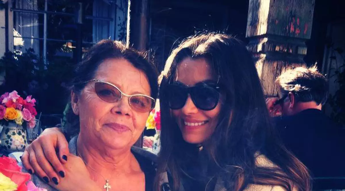 EXCLUSIV/ Motivul pentru care fostul model a renunțat la visul american și s-a întors în România! Lili Sandu, medicament pentru depresia mamei