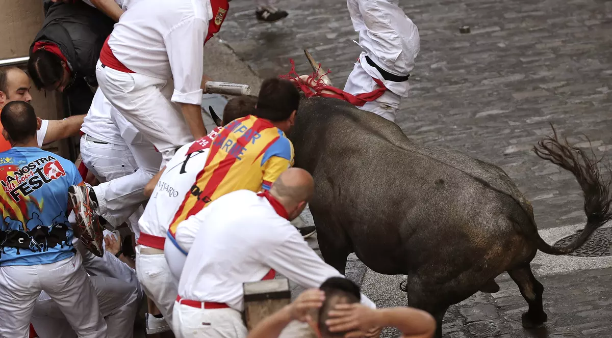 A fost împuns de către taurii din Pamplona