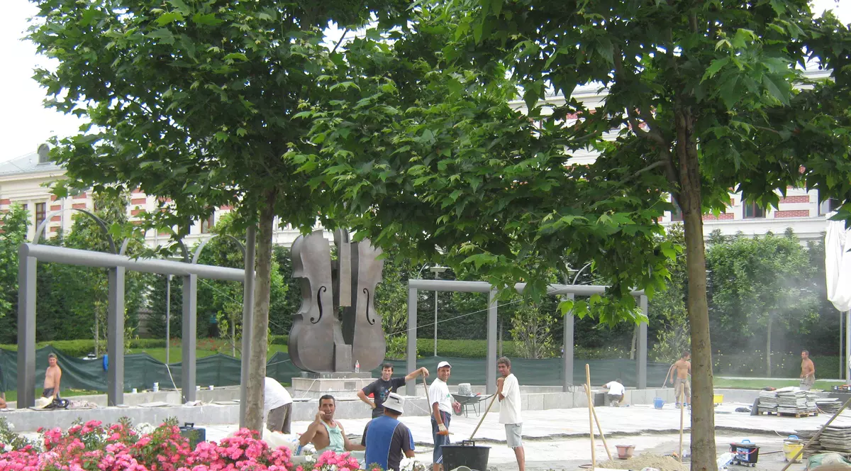 Parcul de la Universitate se va numi ”Radu Beligan”