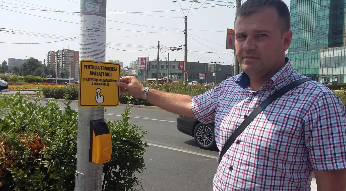 «Unda Verde» din Galați, vandalizată înainte să fie funcțională! Hoții au furat noile plăcuțe de la semafoarele inteligente