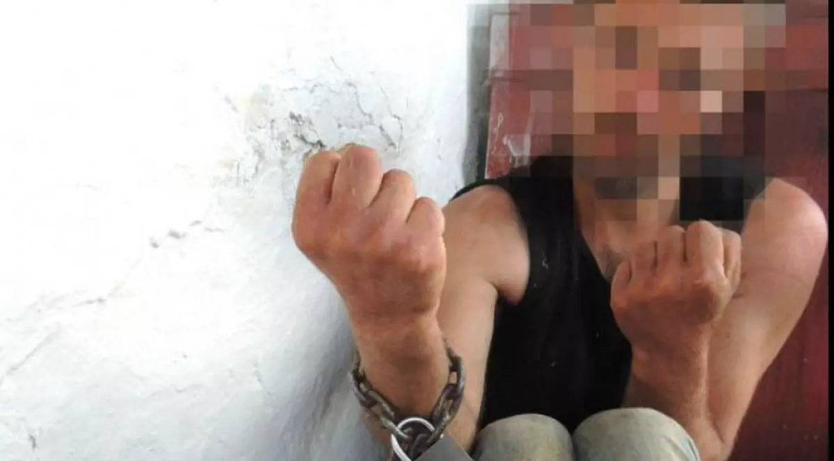 EXCLUSIV. Noi descoperiri în cazul ”stăpânilor” de oameni din enclava romilor din Argeș:  Au mai fost găsiți încă zece ”sclavi”