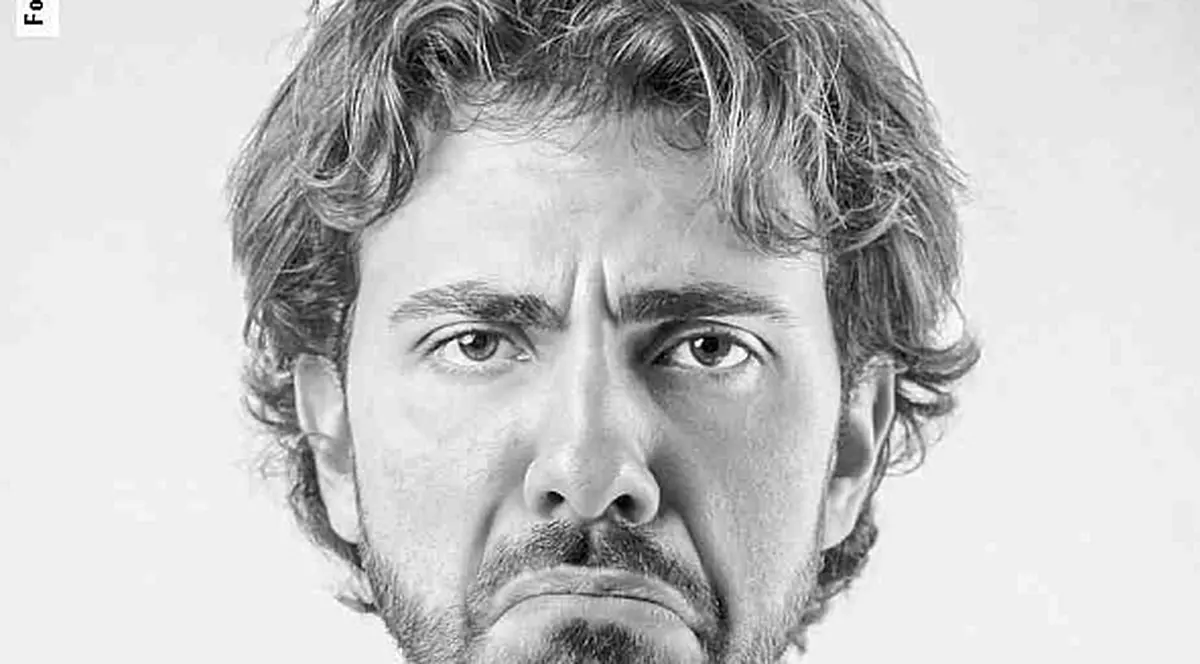 Iubita mea și-a construit fericirea pe suferința mea