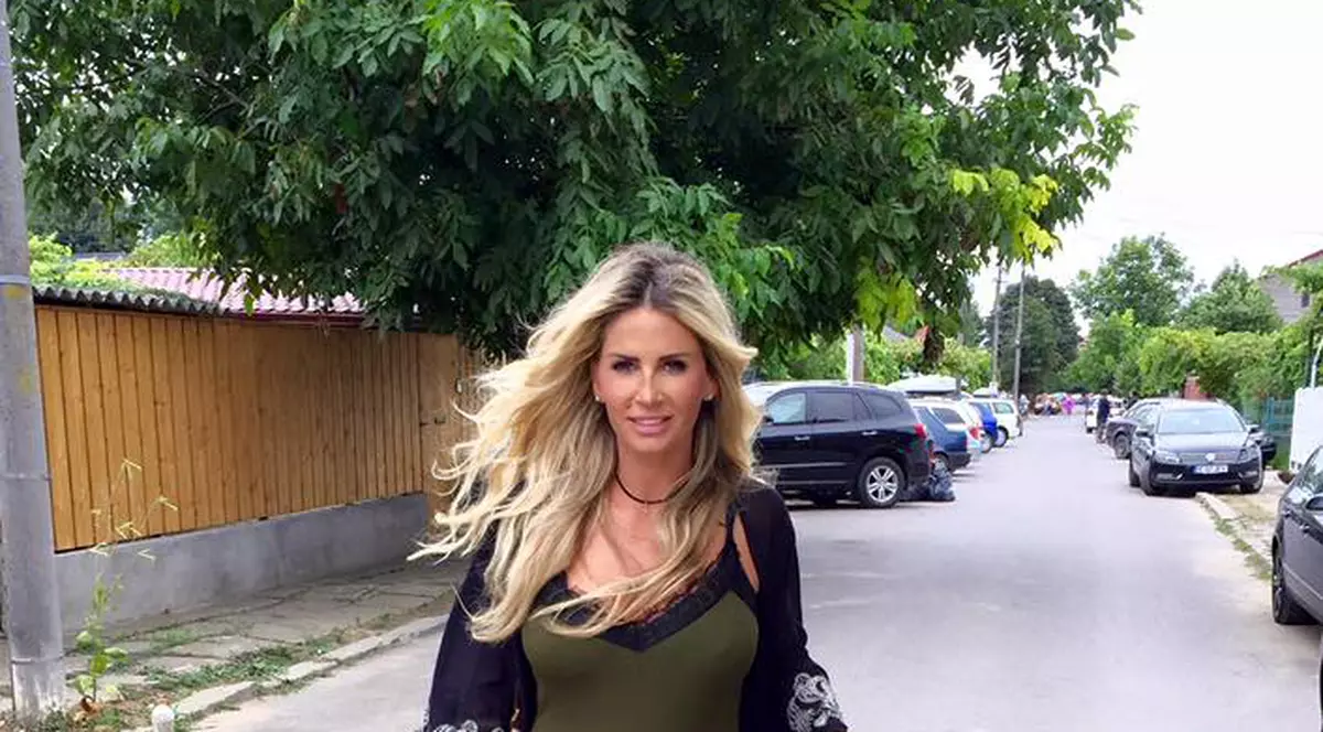 Ce reacție a avut Andreea Bănică, după ce o femeie i-a complimentat soțul