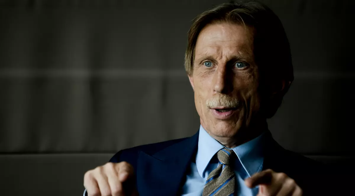 Neamțul Christoph Daum, selecționerul României, într-o confesiune sinceră: ”Viața e un dar pentru mine. Am avut o boală grea, dar am primit a doua șansă. Sunt norocos”. Cum pregătește debutul în preliminariile CM 2018 | EXCLUSIV&FOTO%VIDEO