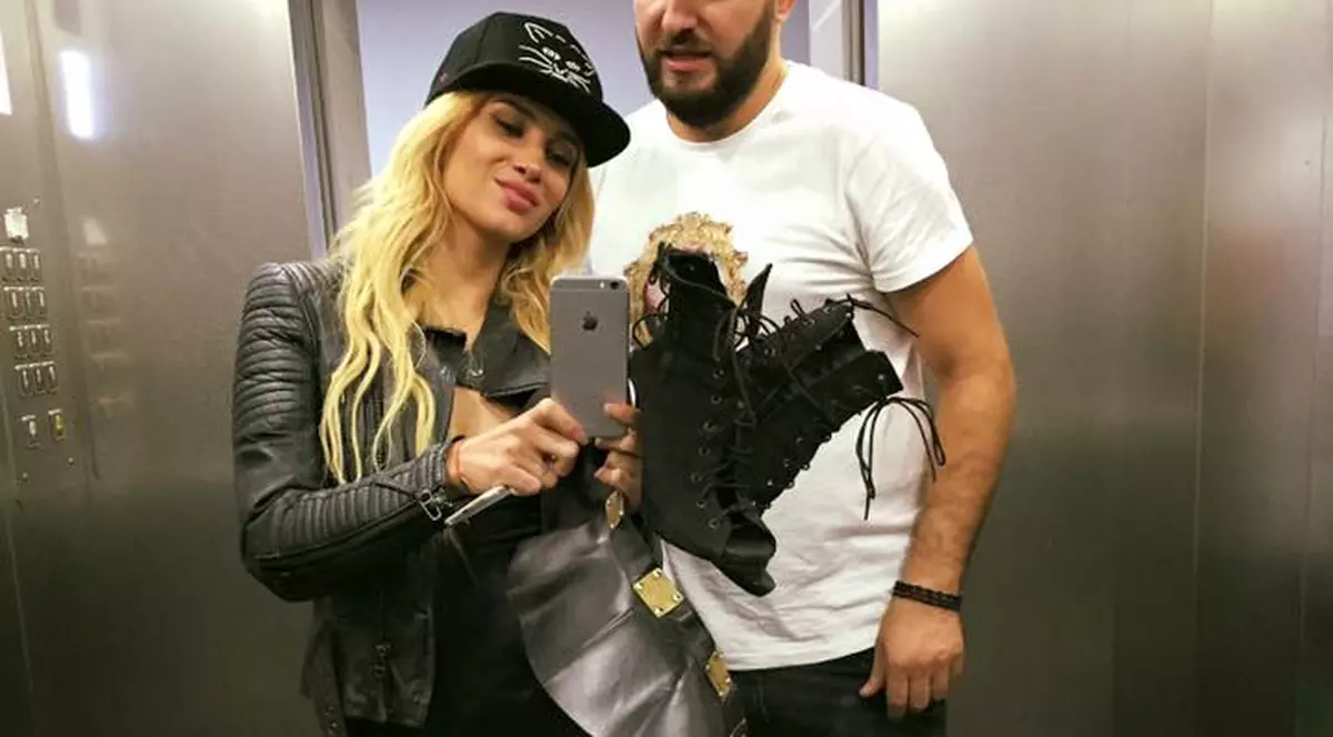 Lora și iubitul ei, în cea mai romantică ipostază