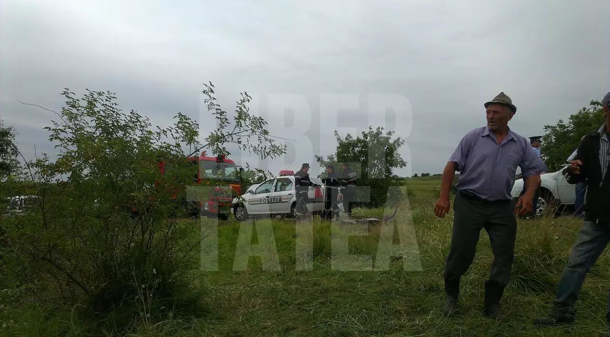 Un cioban din Sibiu a găsit o mașină în care se aflau doi tineri morți