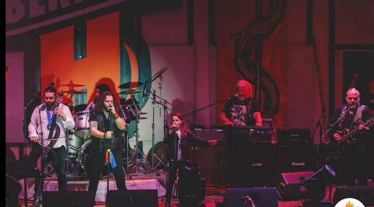 Celebrul Nicu Covaci și-a mărit trupa! Nu îți vine să crezi cu cine!