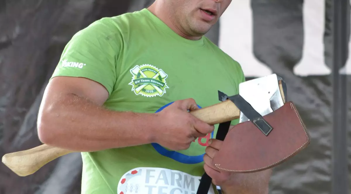 Cel mai tare tăietor! Dan Petrescu este din nou campion național