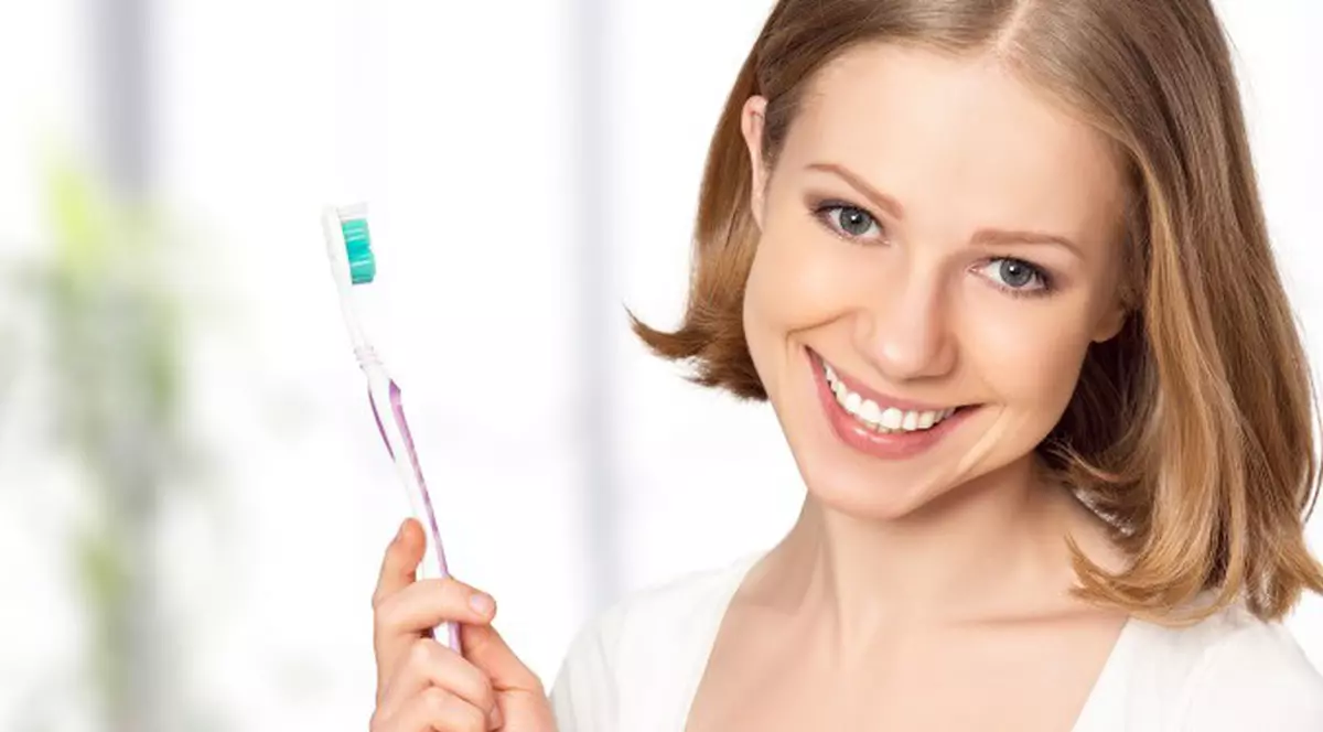 Adevărul despre igiena orală. De câte ori pe zi trebuie să ne spălăm pe dinți