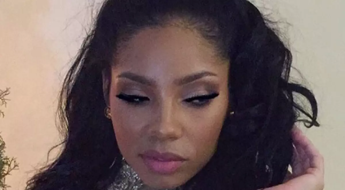 Iubita lui Usain Bolt ar putea să o facă geloasă pe Kim Kardashian. Cum arată partenera celui mai rapid om de pe planetă