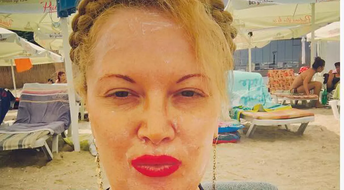 Asta le întrece pe toate. Ce a ajuns să facă Oana Lis în porumb