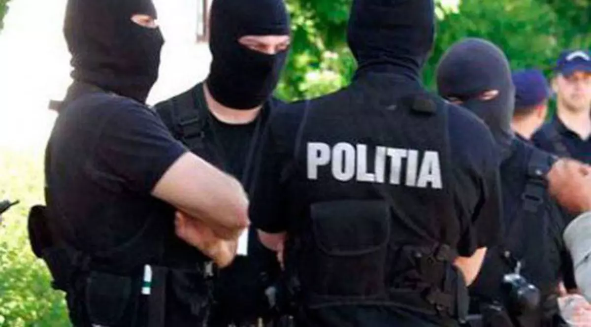 Percheziții în Vrancea la persoane bănuite de furt de energie electrică