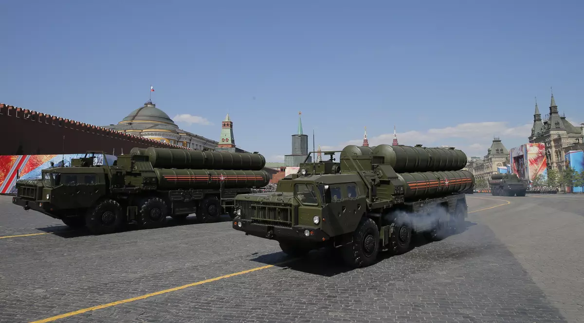 UE cere Ucrainei evitarea oricărei acțiuni ce ar putea duce la o escaladare a conflictului cu Rusia