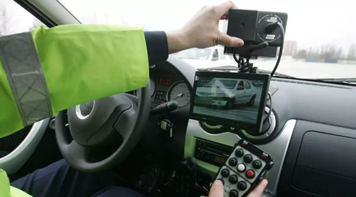 Șofer depistat cu 254 km/oră pe A1