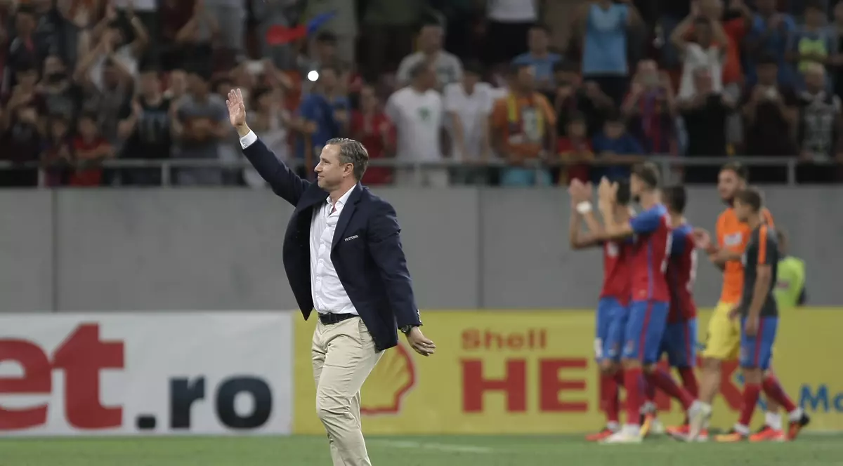 Steaua - Manchester City. Reghecampf: ”Am mai jucat contra lui Guardiola. Vom avea timp să punem la punct meciurile”