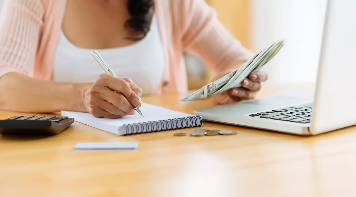 Cine are drept la pensie de urmaş?