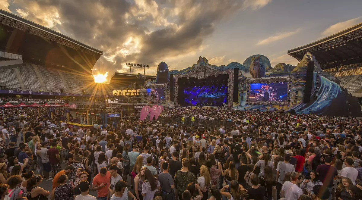 cazare pentru Untold