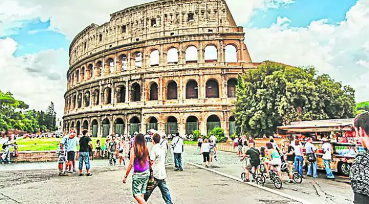 Pedeapsa primită de un italian, pentru că a jignit o româncă într-un autobuz