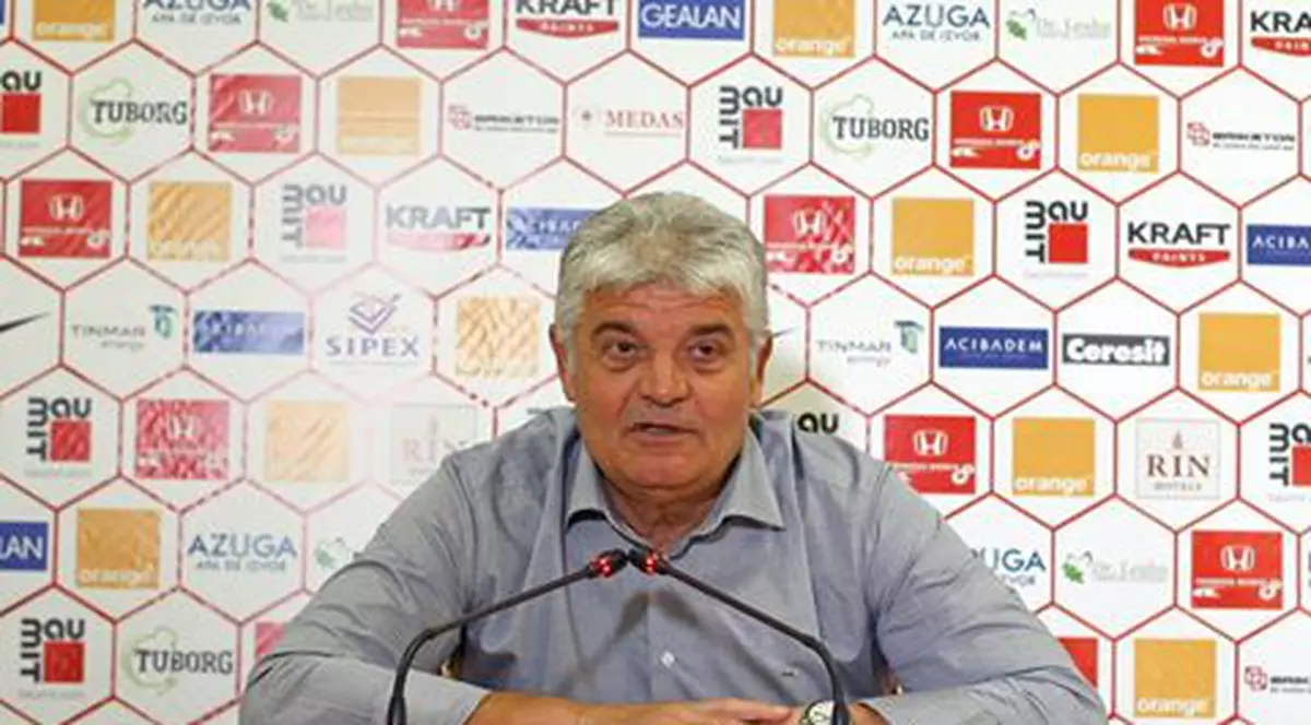 Andone a vorbit de Gnohere și în conferința de presă: ”Nu cred că vrea la Dinamo. Nu va reuși la Steaua”