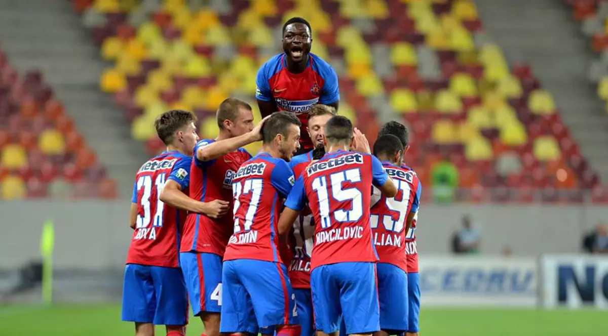 Unul dintre juniorii debutați de Reghecampf cu CSM Iași îi dă clasă lui Alibec. Petreceri cu narghilea