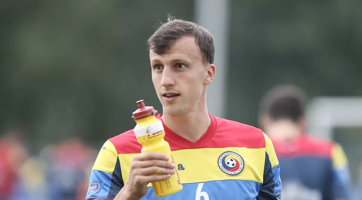 România-Muntenegru. Vlad Chiricheș nu va juca duminică, din cauza durerilor la genunchiul stâng