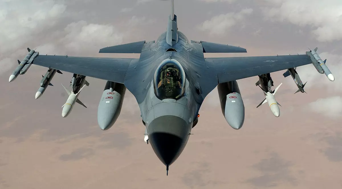 România negociază cu SUA cumpărarea de noi avioane F-16