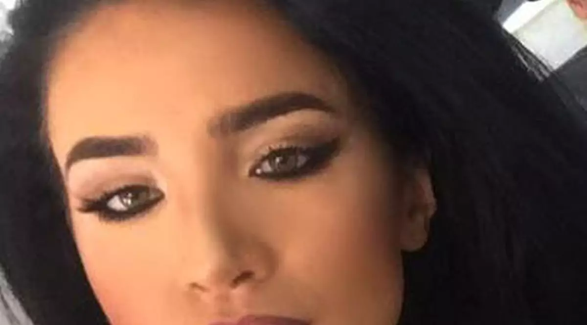 Adelina Pestrițu, complet nemachiată. A făcut-o în fața fanilor. "Doamne, cum arăți"