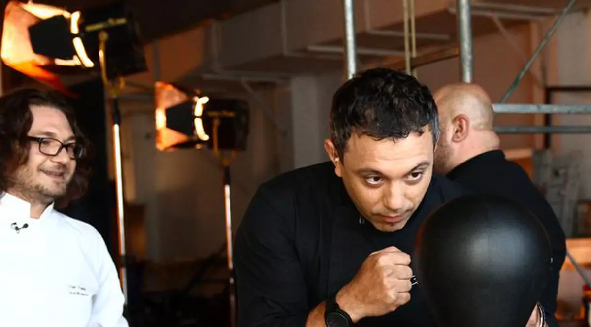 Uite cum arăta chef Sorin Bontea în adolescență, când era sportiv!