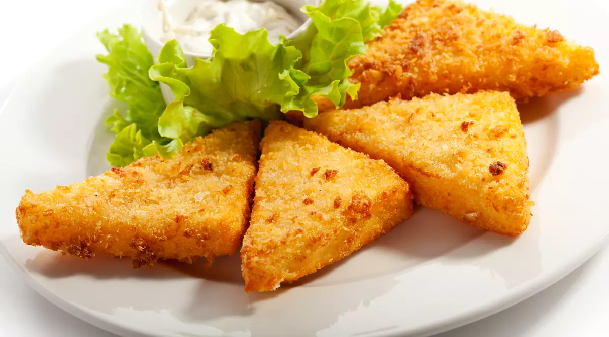 Libertatea te ajută să găteşti ieftin şi bun. Caşcaval pane cu doar 9,50 lei