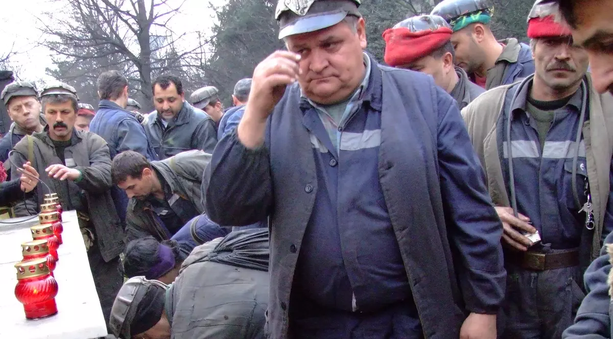 Vinovații pentru explozia de la mina Petrila, soldată cu 13 morți, eliberați din închisoare