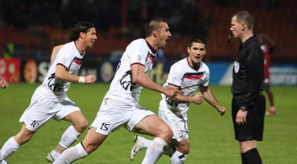 Un atacant român uitat de toți face senzație într-un campionat îndepărtat. E printre golgheteri și azi a dat 4 goluri!