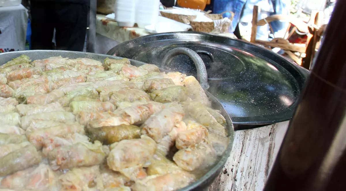 Zilele Bucureştiului, la 557 de ani de atestare documentară: ”Grădină Culinară”, ”Bătaie cu flori”… lume, lume!