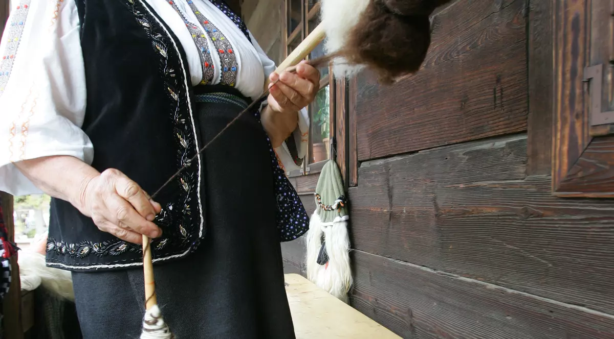 "Miss Bunica” – concurs de frumuseţe la Muzeul Satului