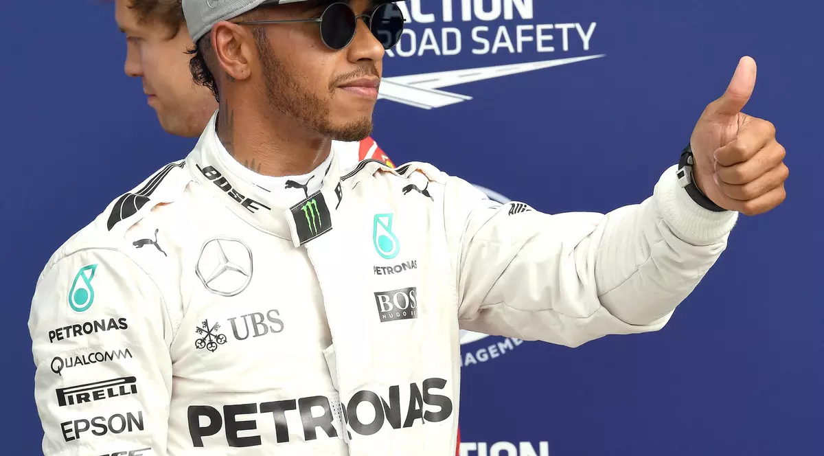 Pilotul britanic Lewis Hamilton va pleca din pole-position în Marele Premiu de Formula 1 al Italiei