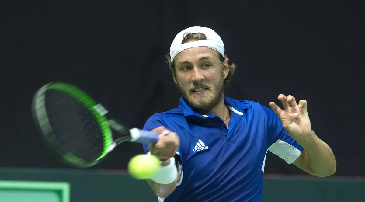 Tenis. Pouille, finalistul de la București, a luat titlul la Metz. La ruși, Zverev l-a ”dovedit” pe Wawrinka