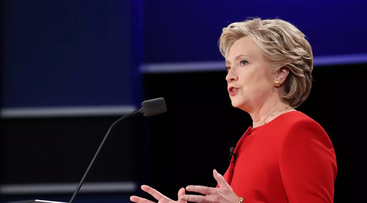 Hillary Clinton a câștigat prima dezbatere prezidențială, potrivit unui sondaj