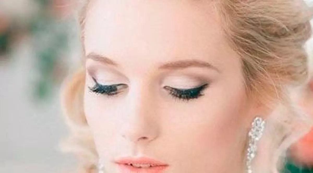 Ce nuanță de ruj alegem pentru ziua nunţii? Make-up artistul ne spune tot ce trebuie să ştim, ca să nu dăm greş