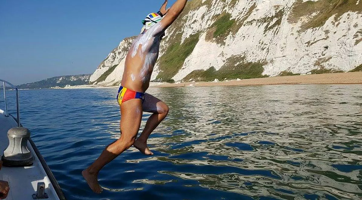Paul Georgescu, românul care a traversat Canalul Mânecii într-un timp record, s-a întors acasă