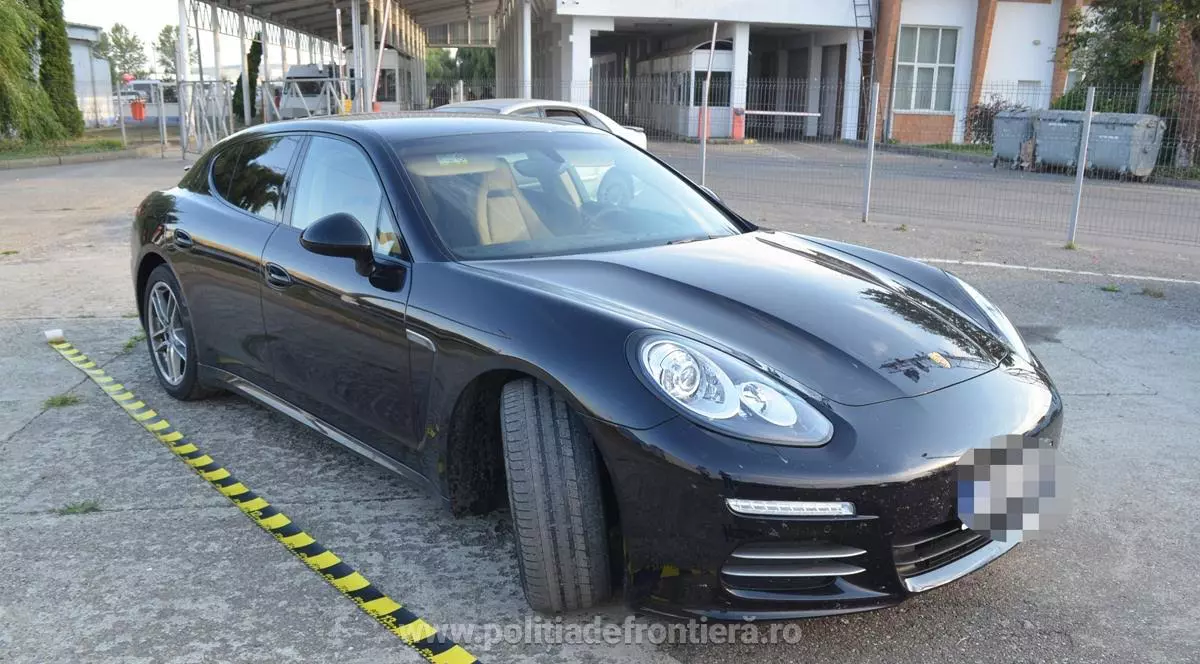 Porsche de 117.000 de euro căutat în Estonia, depistat în Romănia