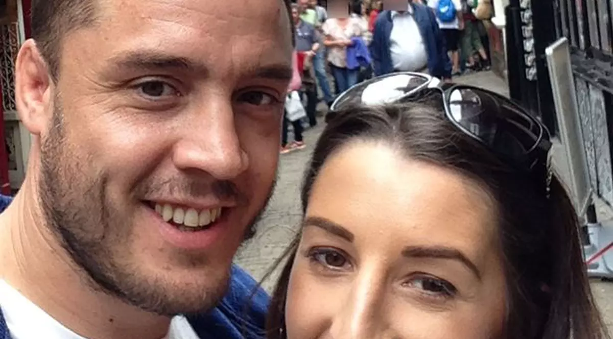 Soție cicălitoare, scoasă la vânzare: "Corp decent" și "abilități în bucătărie"