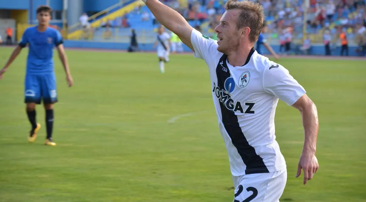 Alex Munteanu, eroul victoriei Mediașului cu Steaua, se lăsase de fotbal în 2009. Vezi motivul și cum l-a reinventat antrenorul Cristi Pustai