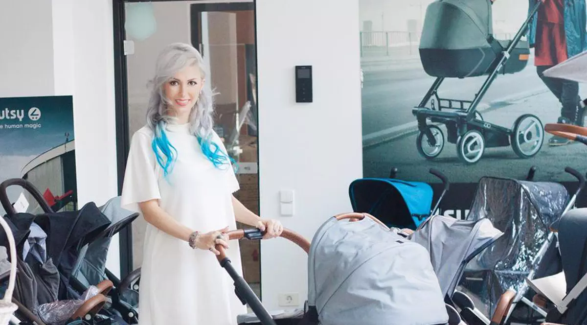 Andreea Bălan a ales deja căruciorul pentru fetița ei, Ella