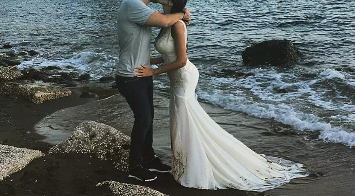 Mădălina Ghenea a venit să nască în România. Mesajul actriței după ce s-a întors acasă